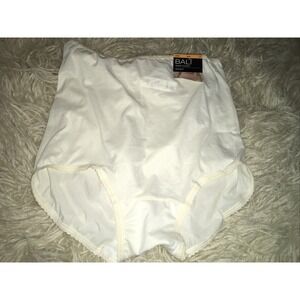 Bali‎ 2633 Skimp Skamp Brief Panty, Color Moonlight, NWT Large/7